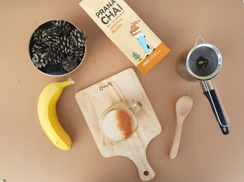 チャイバナナ＆アーモンドスムージー